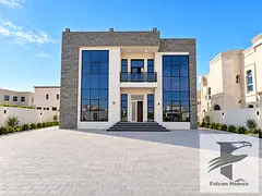 Spacious 5BR Villa | Ready to Move