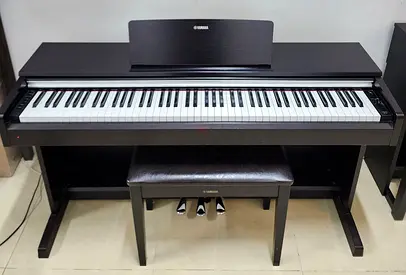 The Yamaha Arius YDP-142R is a home digital piano featuring an 88-key Graded Hammer Standard (GHS)