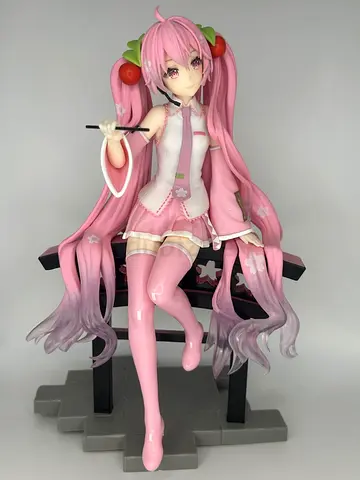 Sakura Miku (on torii) - Hatsune Miku Prize Figure (No Box)