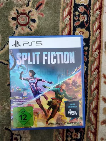 Split Fiction (PS5) - Like a Two cooperative action-adventure game