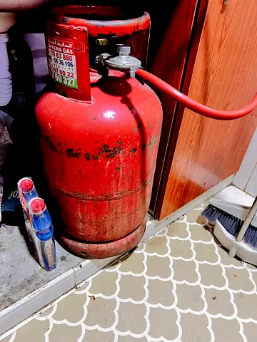 Used LPG Gas Cylinder (Red) - Working Condition