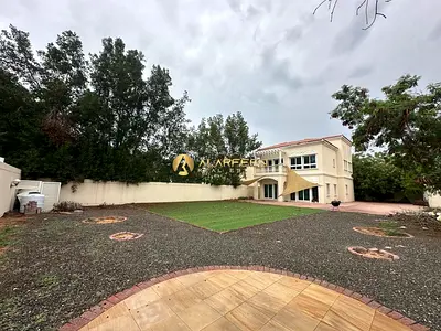 Community View | 2Br+Maid | Prime Location
