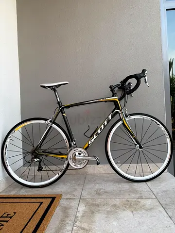 Scott CR 1 Road Bike - Carbon Good Condition