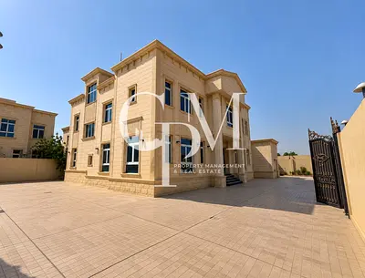 9BR Villa | Multiple Approved Uses | Residential & Commercial