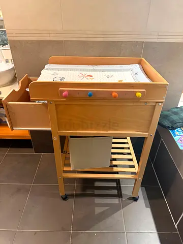 Wooden Baby Changing Table with Storage and mat