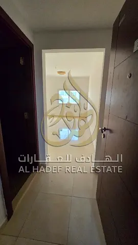 شقة غرفتين وصالة مع حمامين للإيجار في الجرف 2 عجمان | بجوار المدرسة الوطنية