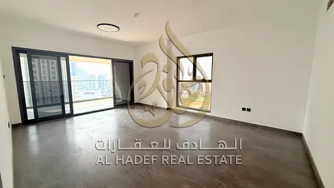 4 غرف وصالة للإيجار في المجاز 3 – إطلالة مميزة على حديقة الصفية والخليج العربي