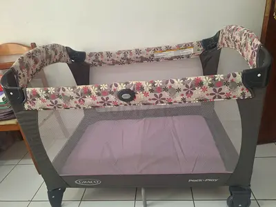 Graco Baby Cot/ Playard + Napper & Changing Station