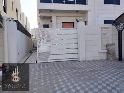 VILLA FOR SALE ON MAIN BOLEVAURD AL YASMEEN AJMAN- WITH ROOF TOP ACCESS