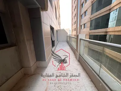 غرفتين وصالة واسعة غرفة ماستر 3 حمامات مساحة واسعة تراس