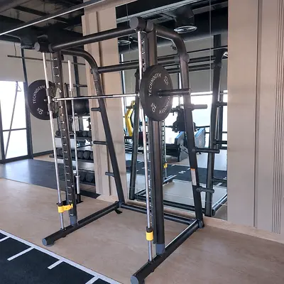 Technology power smith machine