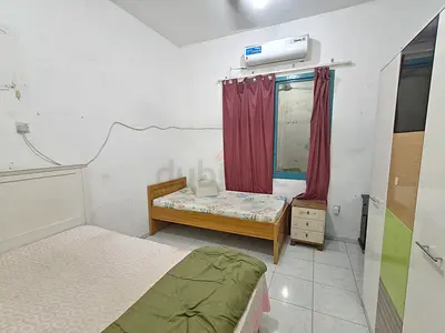 Private Room available in 3 BHK family flat