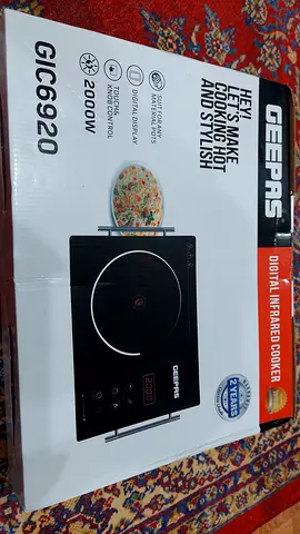 Geepas 2000W Digital Infrared Induction Cooker - Brand New in Box