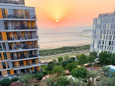High Floor | Community View | Spacious |