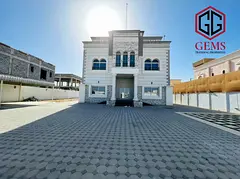 MODERN DESIGN | SERVANT BLOCK | SPACIOUS | GARDEN