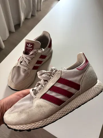Adidas running shoes - Size 40