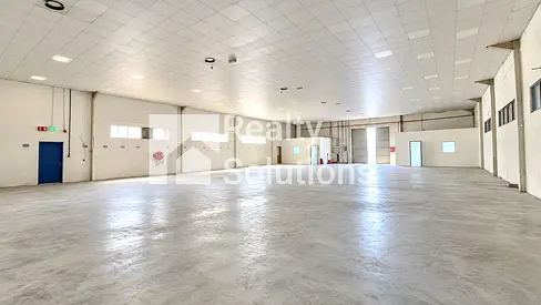 Warehouse for Rent in Ras Al Khor Industrial 1 I Freezer Room | 200 kW Power