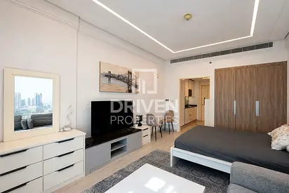 Bright Unit | High Floor | Great Location