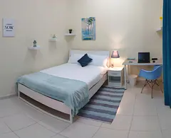 Furnished Room with Private Entrance near Kite Beach