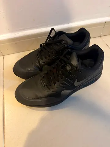 Nike Air Max 1 G Golf Shoes -Triple black.