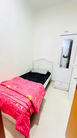 Solo Girl partition room al barsha one near Mall of emirates