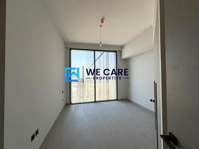 High-Floor 1BR | Regalia Business Bay | Marina & City View | Unfurnished