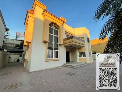 **فيلا دورين للإيجار في المويهات 3 – عجمان**  🏡 فرصة مميزة لاستئجار فيلا واسعة في موقع ممتاز بمنطقة المويهات 3، عجمان، مناسبة للعائلات