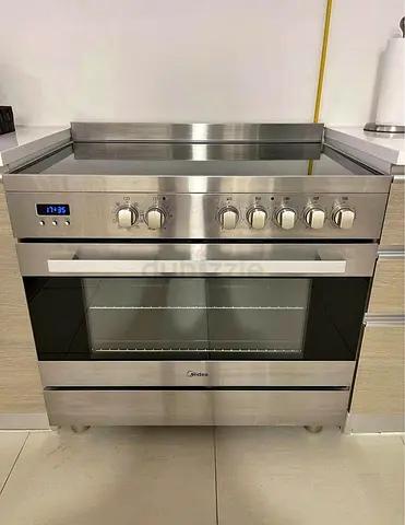 Media 5 hobs electric ceramic stove latest model same like new condition
