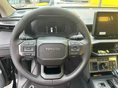2026 Toyota HILUX — миниатюра 13