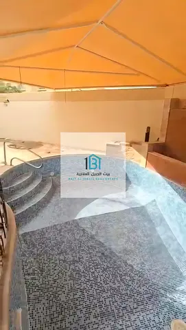 فيلا زاوية للبيع بسعر لقطة في الياش – ضاحية واسط، الشارقة