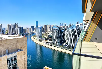 High Floor | Canal View | Kitchen Equipped