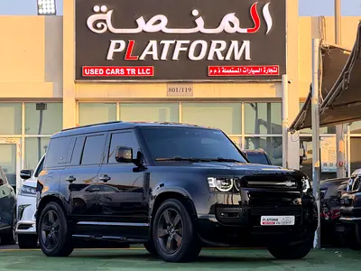 Land Rover Defender 110 HSE P400 | GCC Specs | under warranty