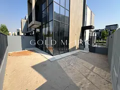 Single Row I Prime Location I Motivated Seller
