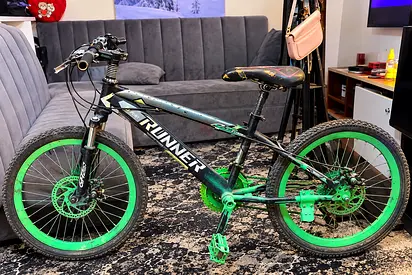 Port Runner Bicycle – Black & Green – AED 200