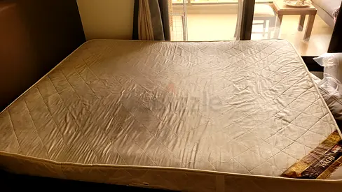 Queen mattress for free