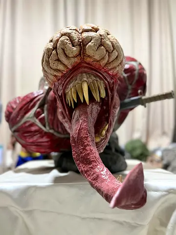 RESIDENT EVIL 2 LICKER 1/1 SCALE BUST EXCLUSIVE EDITION