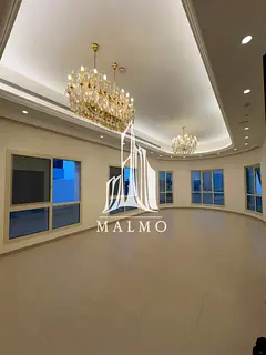 Brand new villa with Luxury Finishing Close to the Abudhabi University