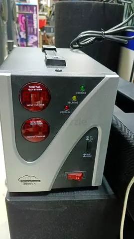 SilverCloud Voltage Converter Stabilizer 2000VA 1200W, Black