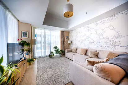 Modern 2BR+M| Community View | Vacant on Transfer