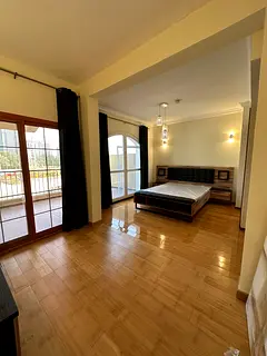 Spacious private room with balcony available in JVC