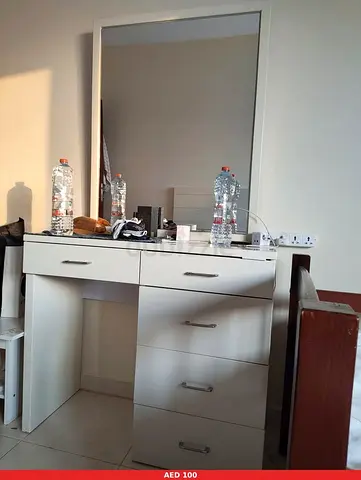 White Dressing Table with Mirror and Drawers - Good Condition