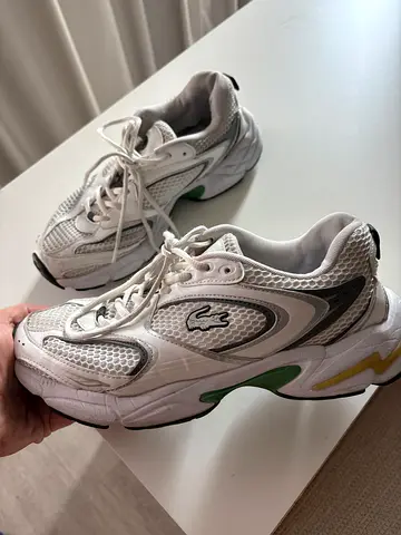 Lacoste running shoes size 42 (UK 8)