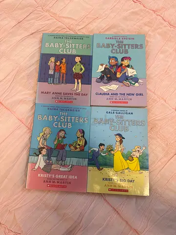 The Baby-Sitters Club graphic novels set (4 books)