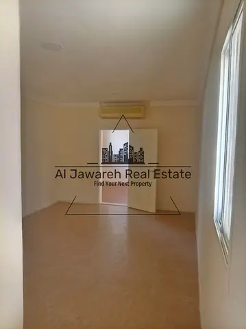 Arabic-style house, one bedroom, living room, and bathroom with air conditioning, by the sea.