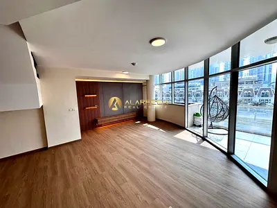 2Br+Duplex | Community View | Prime Location