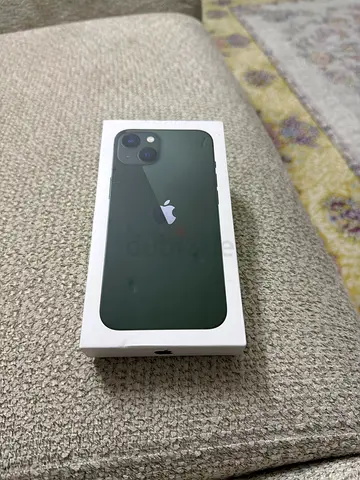 iPhone 11 Green , 128GB , First owner , phone comes with box only , 1100 Aed