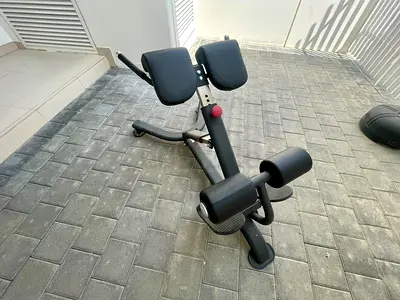 Reverse sit up bench as new and used boxing stand also 👍