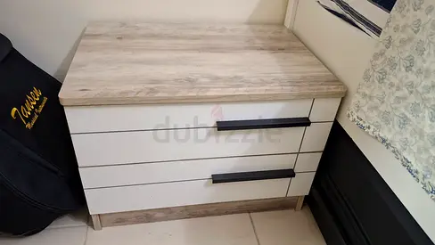 2-drawer modern bedside chest in white and wood finish