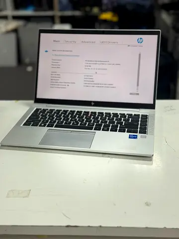 HP EliteBook 840 G8 - 14" Silver Business Laptop (Good Condition)