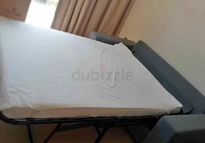 Fold-out Sofa Bed in Good Condition — Comfortable Guest Bed vimle